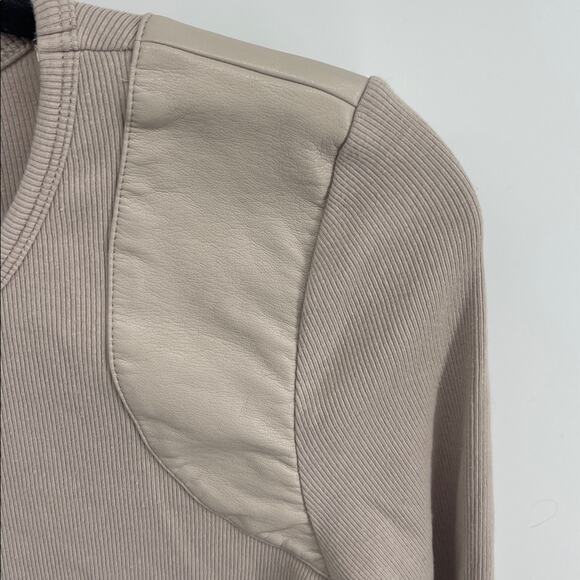 Maeve by Anthropologie faux leather detail ribbed scoop neck top sz S - Picture 5 of 7